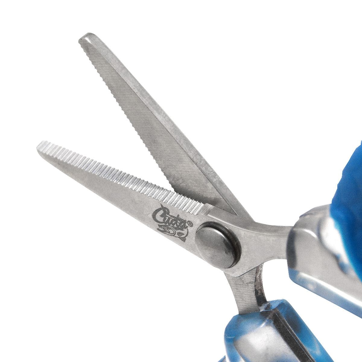 Plaztek Cuda micro 3" braid scissor open showing the serrated blades.